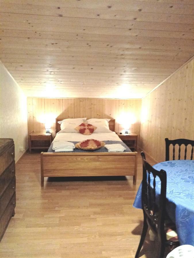 Le Cheminard Bed & Breakfast Feugarolles Bagian luar foto
